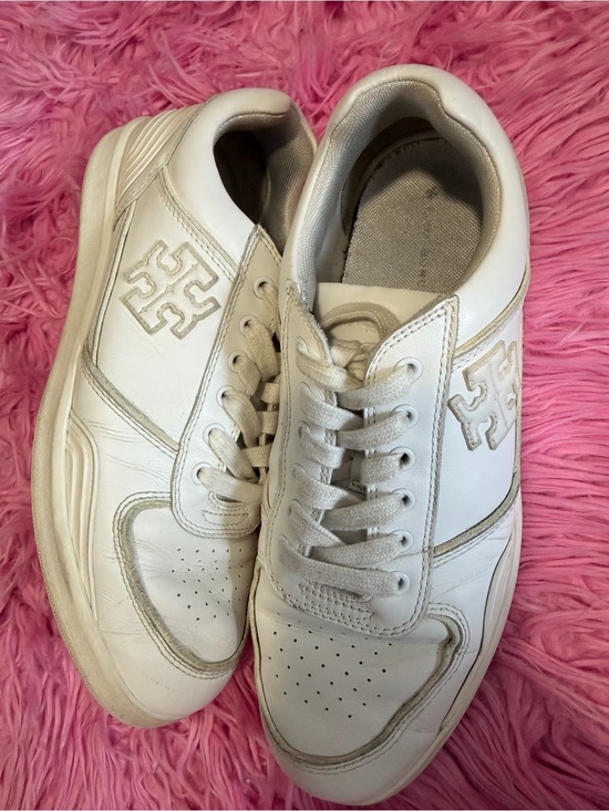 Shoes - Women White Leather Casual Sneakers - Classic Low-Top Tory burch Gently used